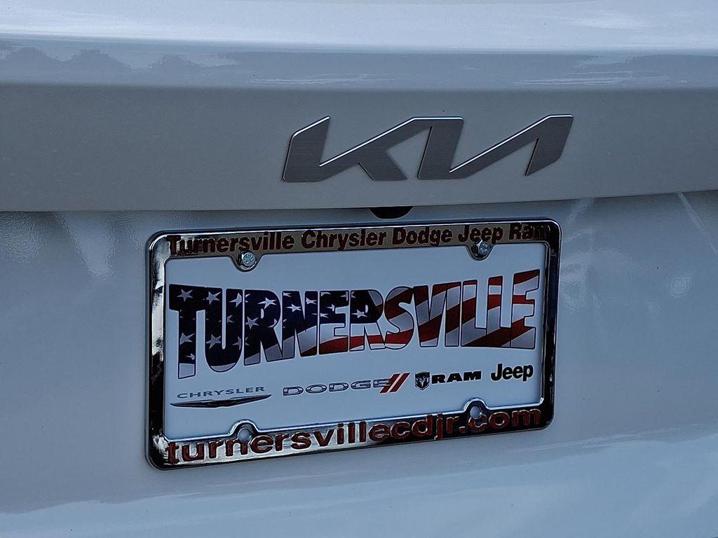 used 2023 Kia Sorento Hybrid car, priced at $32,598