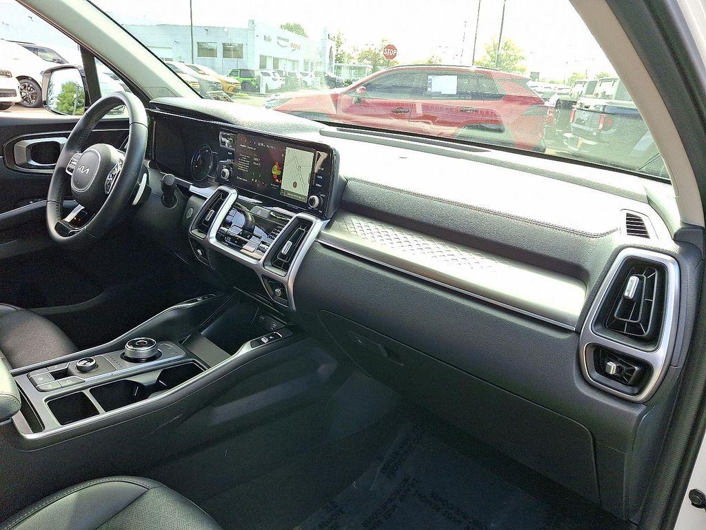 used 2023 Kia Sorento Hybrid car, priced at $32,598