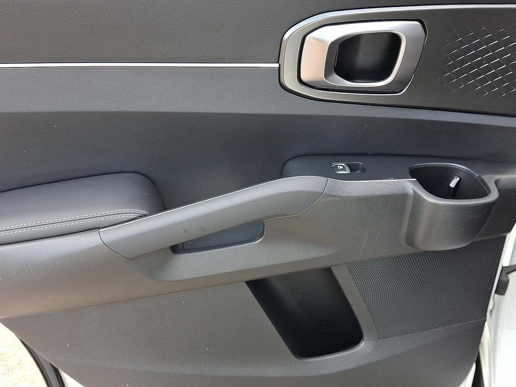 used 2023 Kia Sorento Hybrid car, priced at $32,598