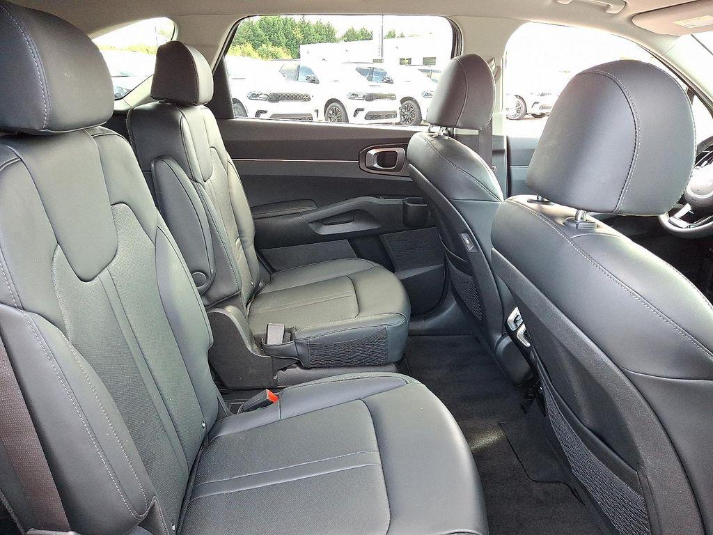 used 2023 Kia Sorento Hybrid car, priced at $32,598