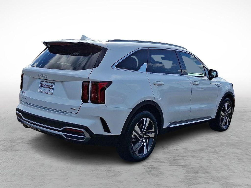 used 2023 Kia Sorento Hybrid car, priced at $32,598