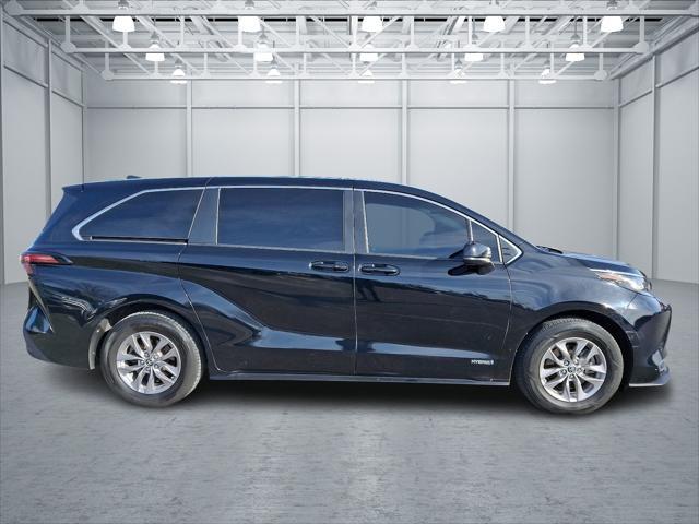 used 2021 Toyota Sienna car, priced at $30,598