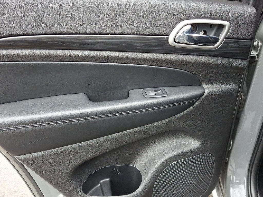 used 2020 Jeep Grand Cherokee car, priced at $20,499