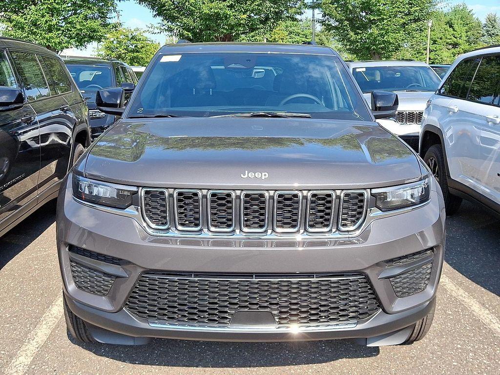 new 2025 Jeep Grand Cherokee car, priced at $41,519