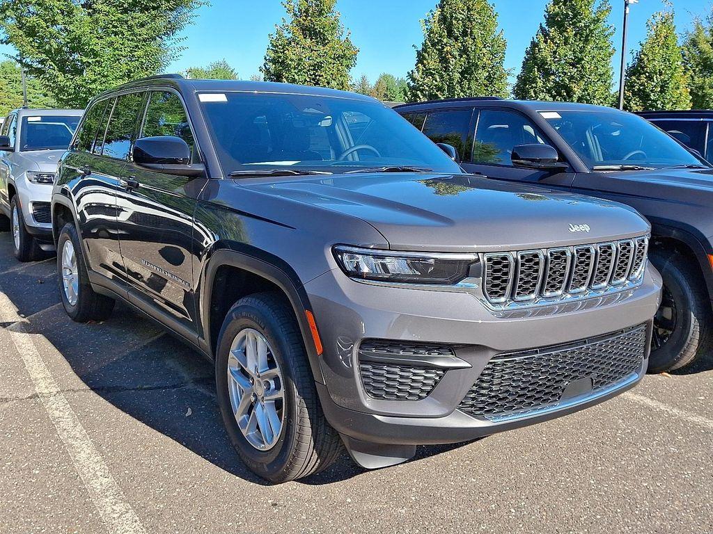 new 2025 Jeep Grand Cherokee car, priced at $41,519