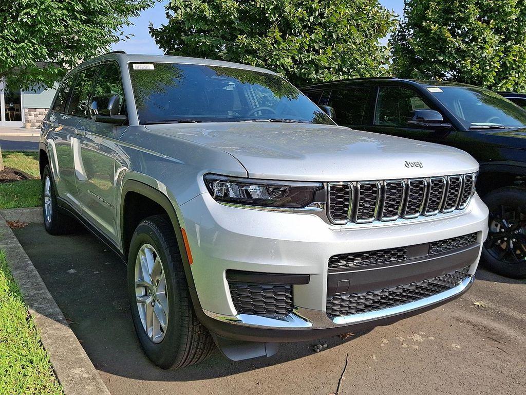 new 2025 Jeep Grand Cherokee L car, priced at $41,224