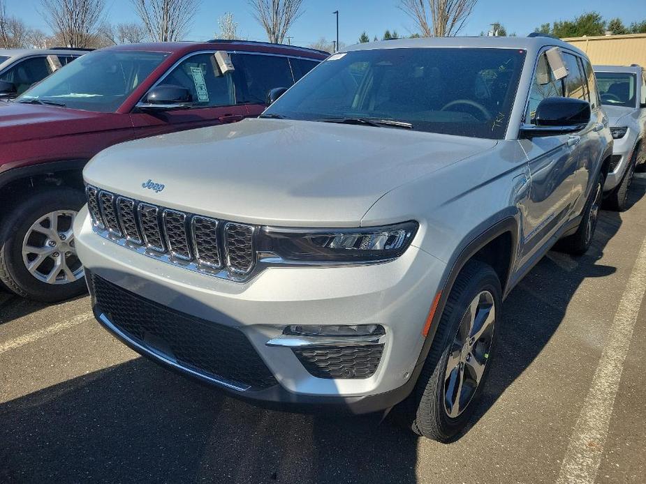 new 2024 Jeep Grand Cherokee 4xe car, priced at $54,529