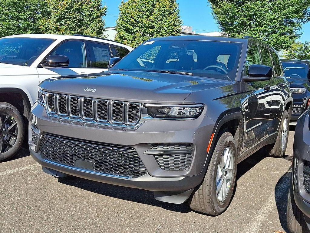 new 2025 Jeep Grand Cherokee car, priced at $41,519