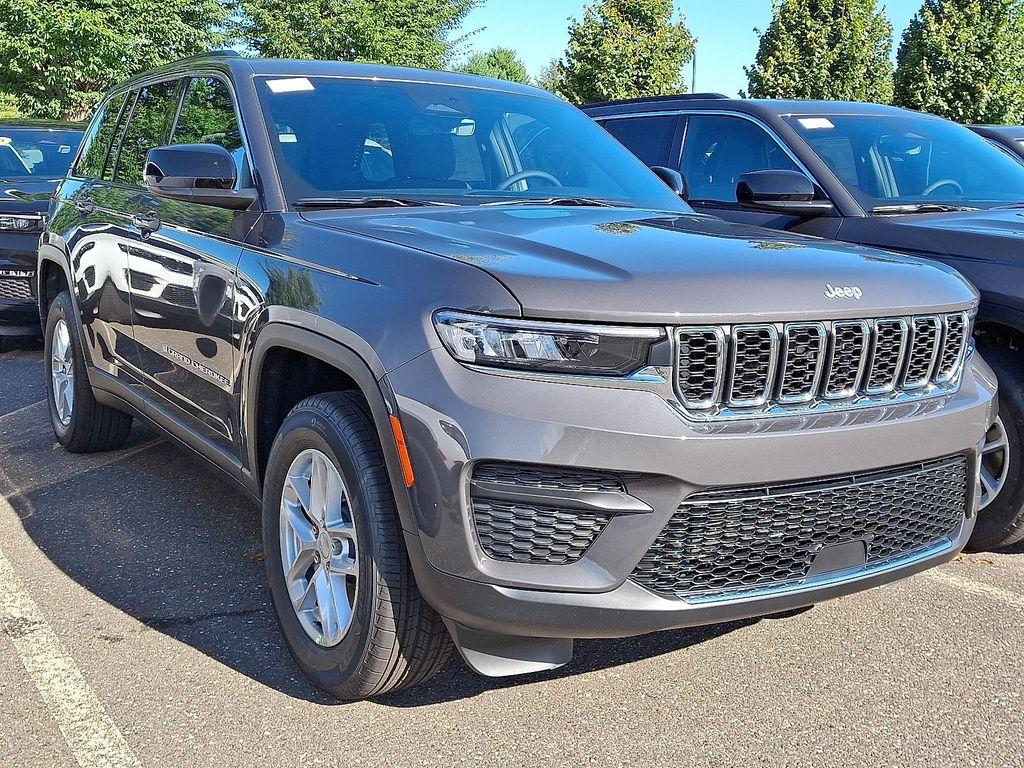 new 2025 Jeep Grand Cherokee car, priced at $41,519