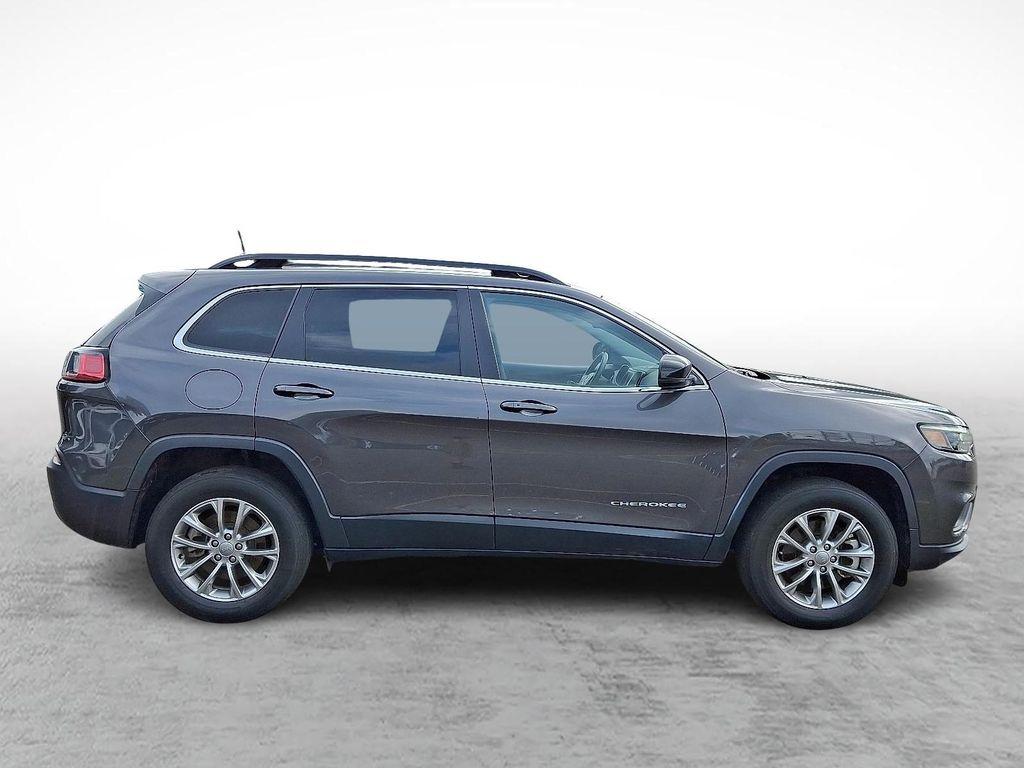 used 2022 Jeep Cherokee car, priced at $25,598