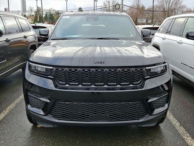 new 2025 Jeep Grand Cherokee car, priced at $45,274