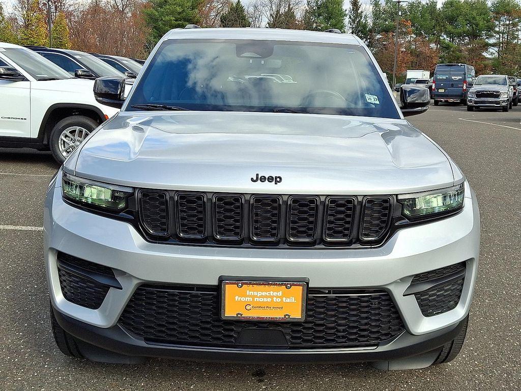 used 2022 Jeep Grand Cherokee car, priced at $36,598