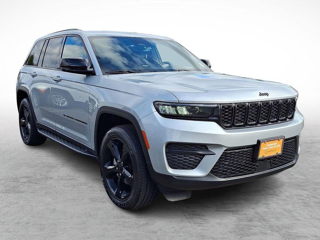 used 2022 Jeep Grand Cherokee car, priced at $36,598