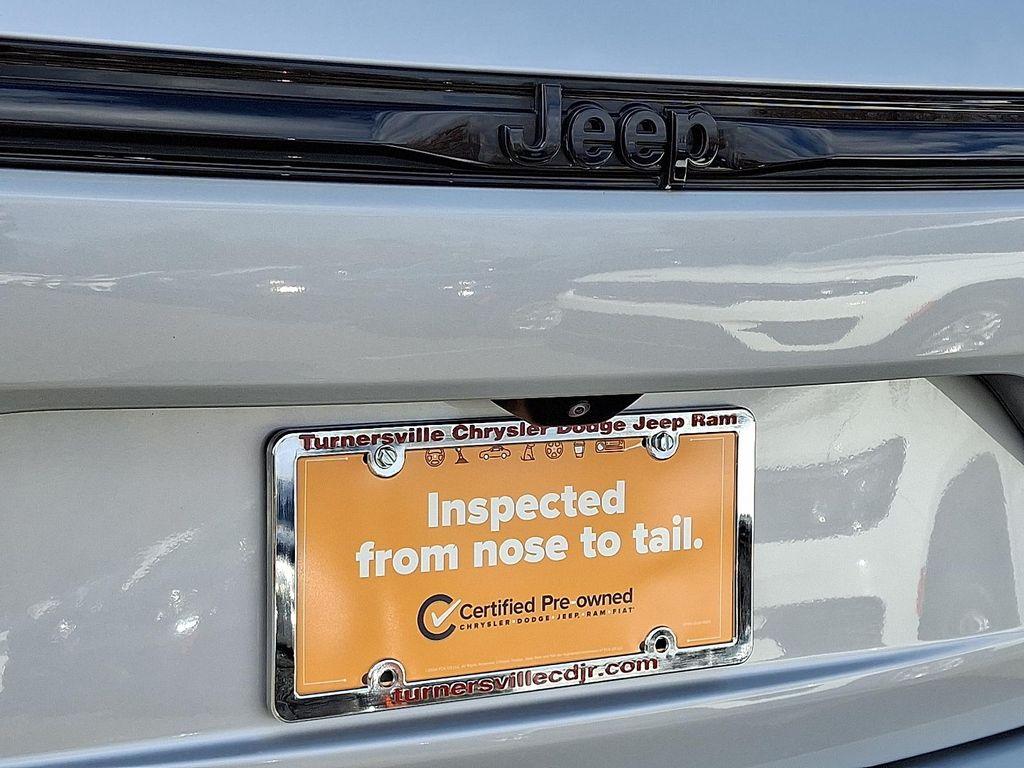 used 2022 Jeep Grand Cherokee car, priced at $36,598