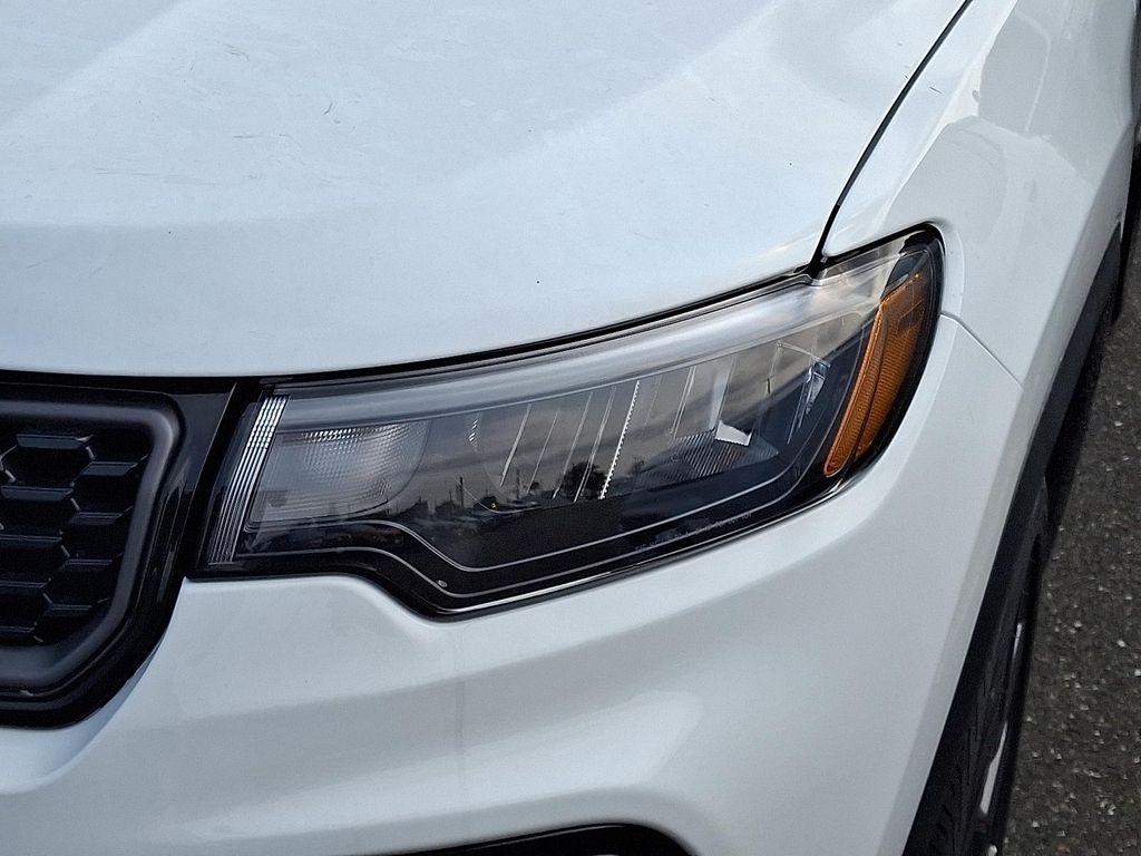 new 2025 Jeep Compass car, priced at $37,609