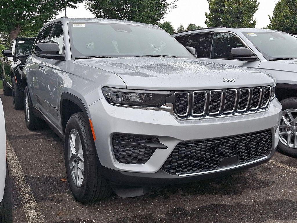 new 2025 Jeep Grand Cherokee car, priced at $39,519