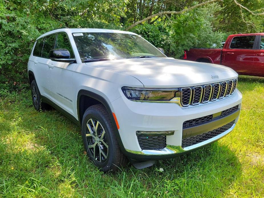 new 2024 Jeep Grand Cherokee L car, priced at $46,299