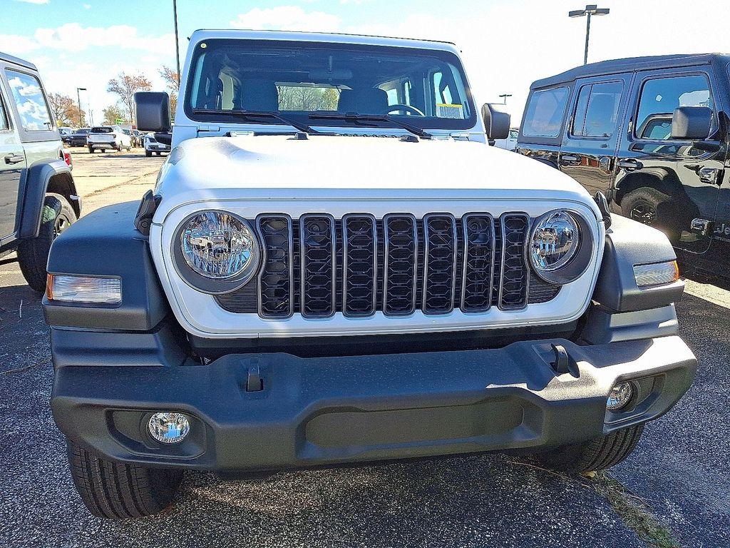 new 2026 Jeep Wrangler car, priced at $43,759