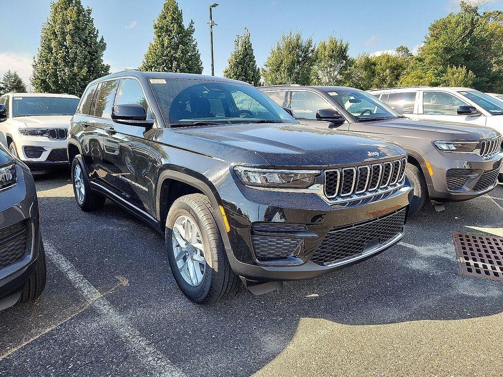new 2025 Jeep Grand Cherokee car, priced at $41,519