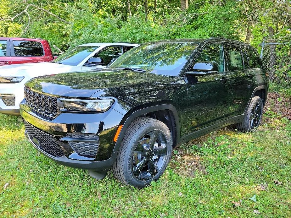 new 2024 Jeep Grand Cherokee car, priced at $47,269