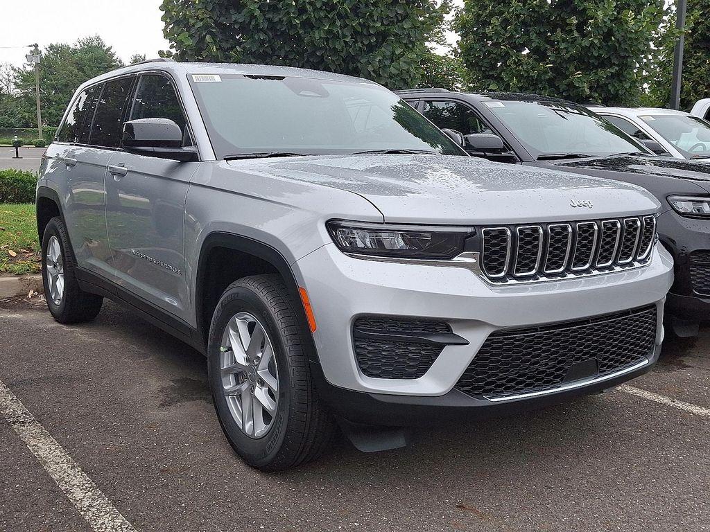 new 2025 Jeep Grand Cherokee car, priced at $39,724