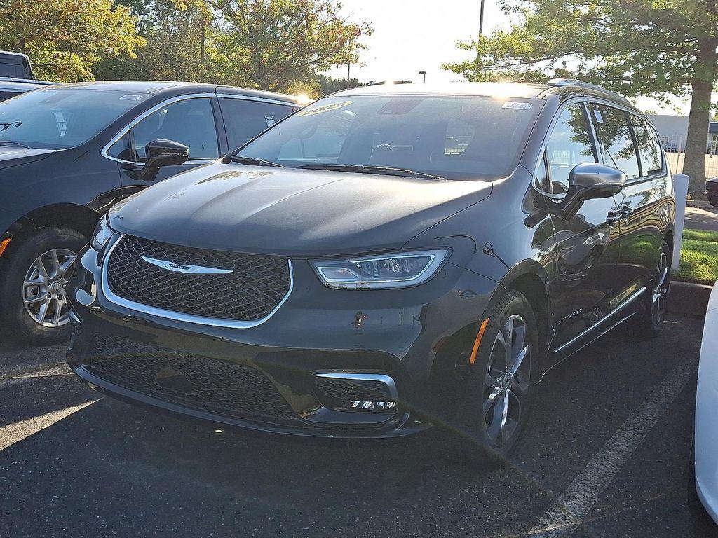 new 2026 Chrysler Pacifica car, priced at $54,984
