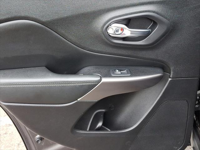 used 2020 Jeep Cherokee car, priced at $20,598