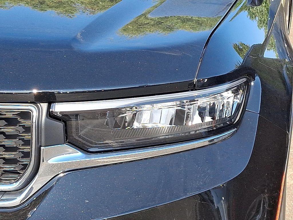 new 2025 Jeep Grand Cherokee car, priced at $41,519