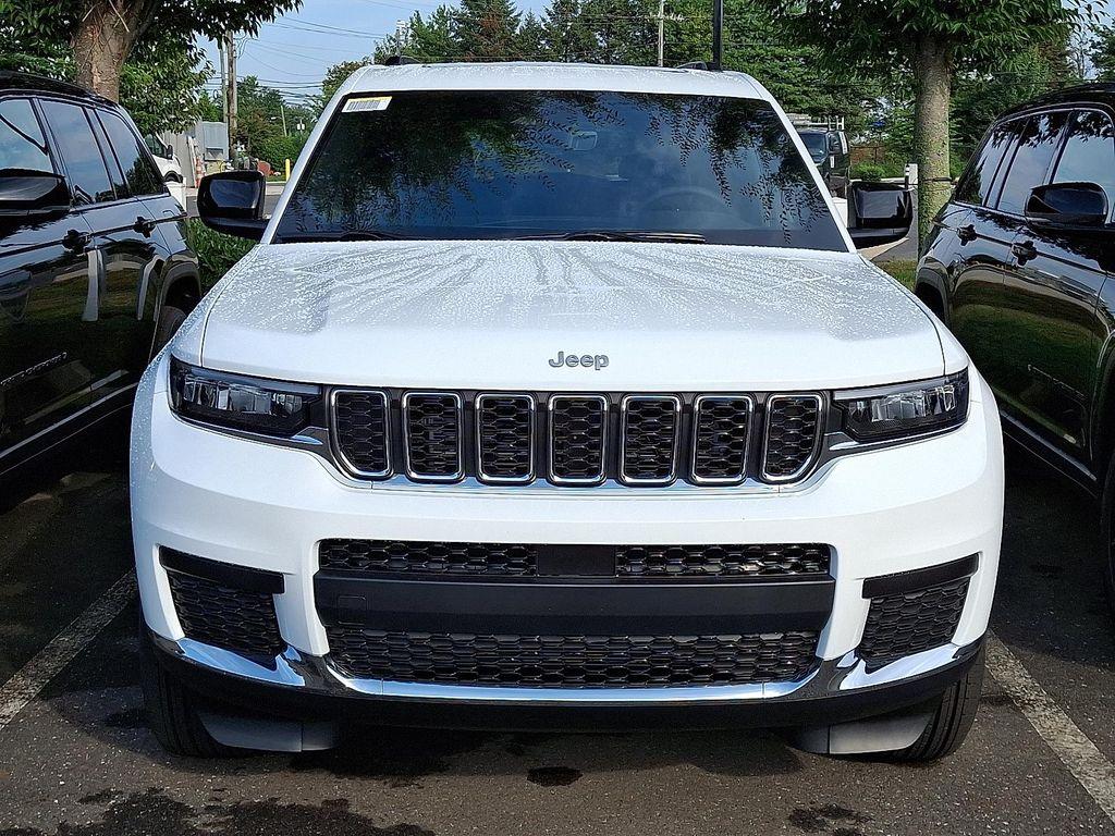 new 2025 Jeep Grand Cherokee L car, priced at $38,629