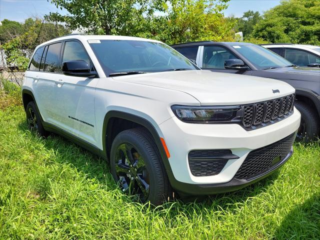 new 2024 Jeep Grand Cherokee car, priced at $46,174