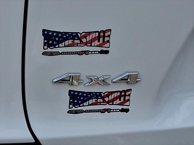 used 2022 Jeep Cherokee car, priced at $30,598