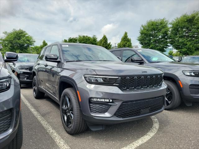 new 2024 Jeep Grand Cherokee car, priced at $50,634