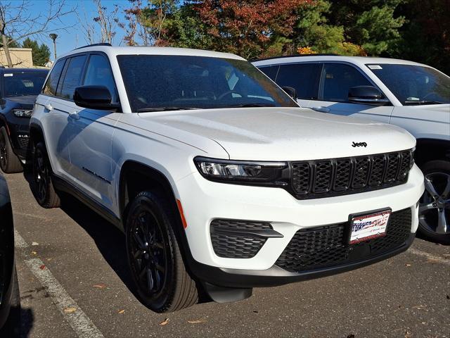 new 2024 Jeep Grand Cherokee car, priced at $44,034