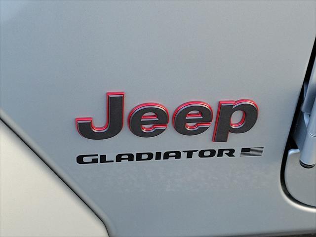 new 2024 Jeep Gladiator car, priced at $62,285