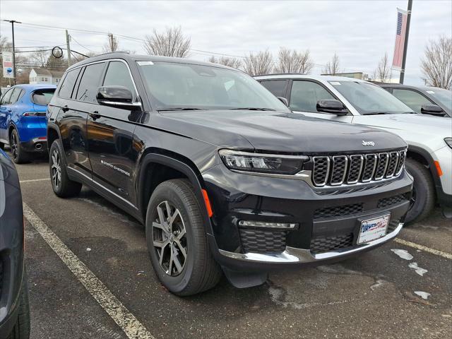 new 2024 Jeep Grand Cherokee L car, priced at $46,894