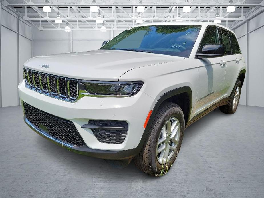 new 2024 Jeep Grand Cherokee car, priced at $41,974