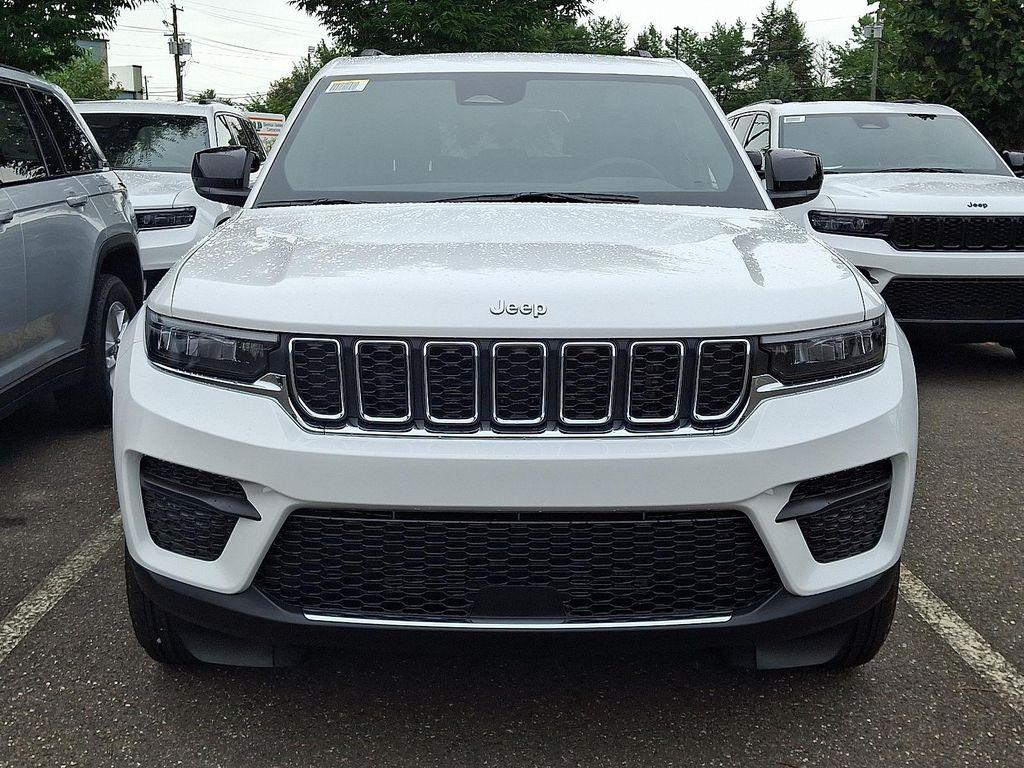 new 2025 Jeep Grand Cherokee car, priced at $36,129