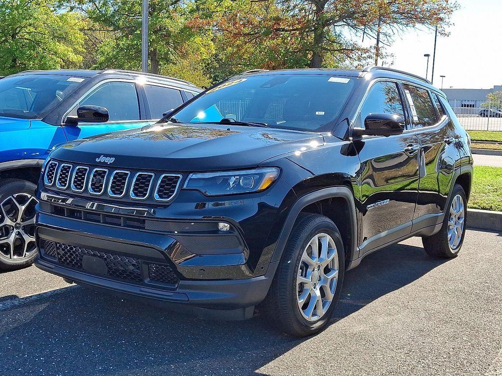 new 2024 Jeep Compass car, priced at $42,609