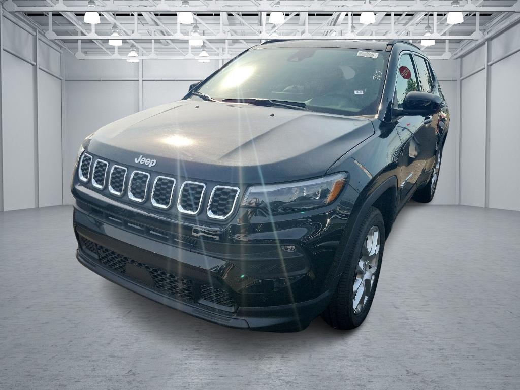 new 2024 Jeep Compass car, priced at $38,609