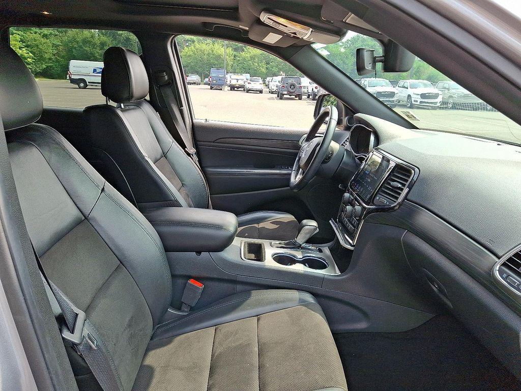 used 2020 Jeep Grand Cherokee car, priced at $27,598