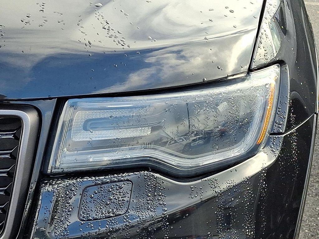 used 2019 Jeep Grand Cherokee car, priced at $28,598