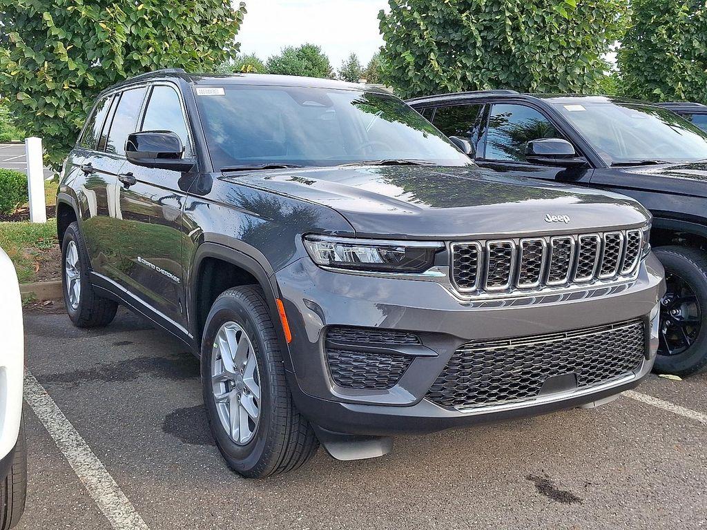 new 2025 Jeep Grand Cherokee car, priced at $39,519