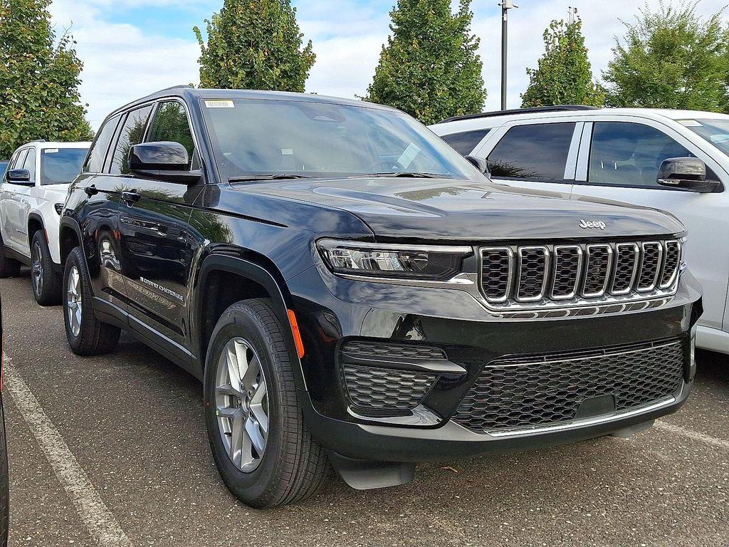 new 2025 Jeep Grand Cherokee car, priced at $41,519