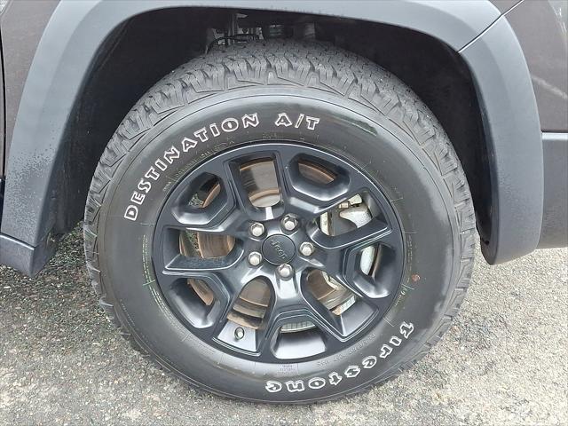 used 2022 Jeep Cherokee car, priced at $28,598