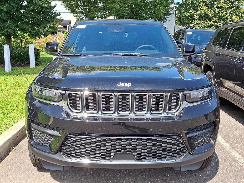 new 2025 Jeep Grand Cherokee car, priced at $41,519