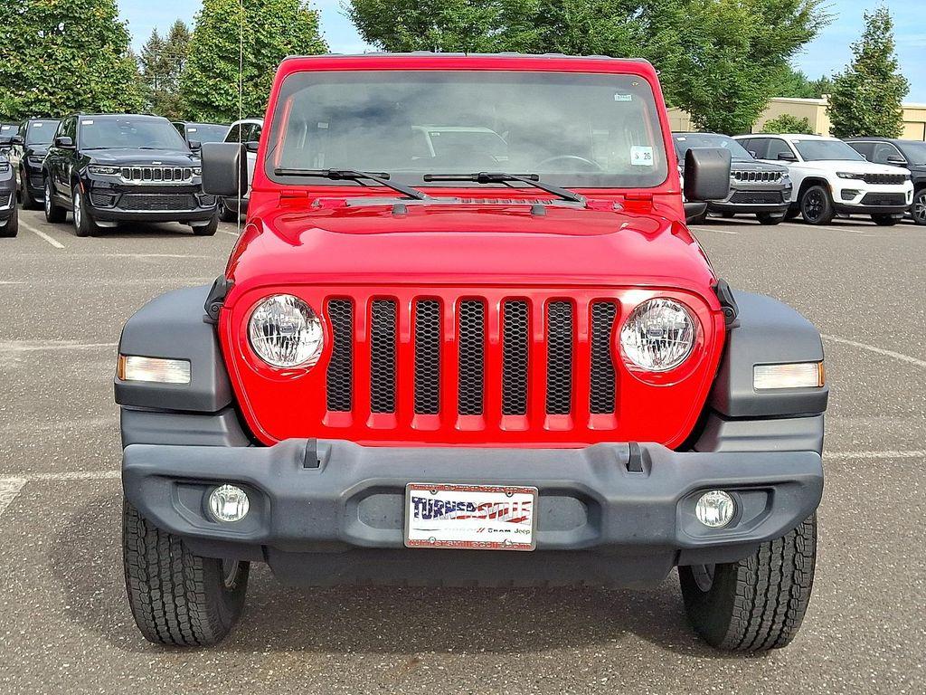 used 2021 Jeep Wrangler Unlimited car, priced at $31,598