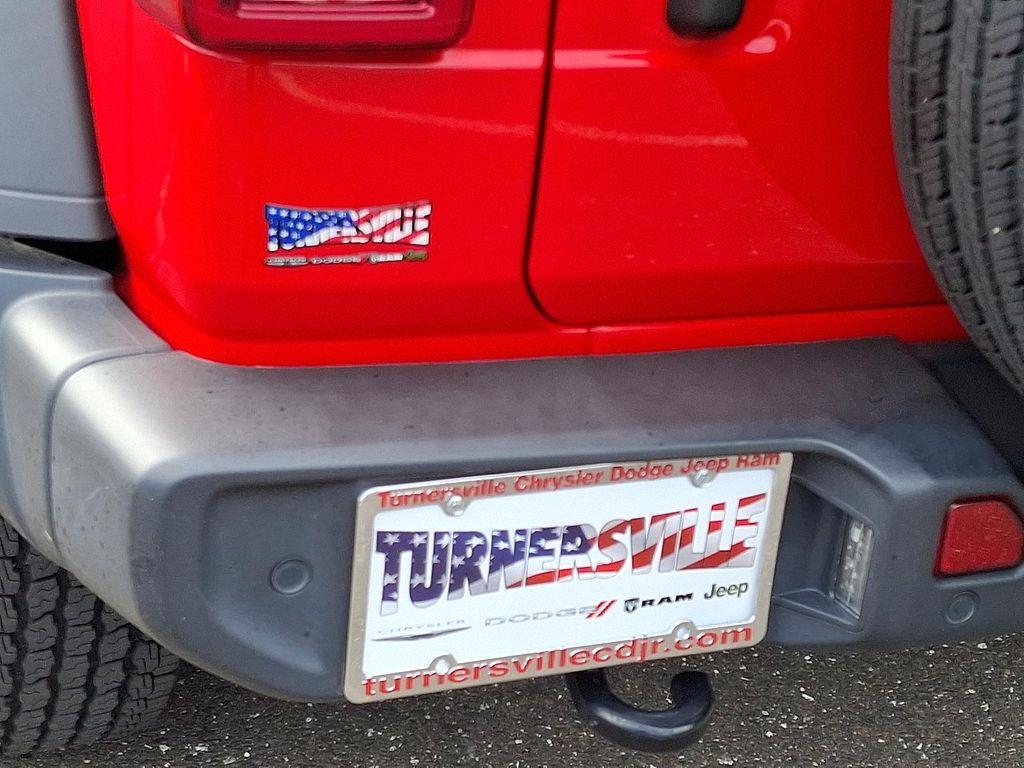 used 2021 Jeep Wrangler Unlimited car, priced at $31,598