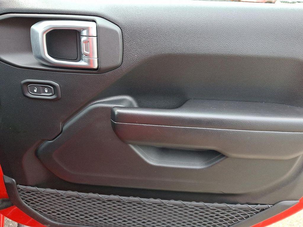 used 2021 Jeep Wrangler Unlimited car, priced at $31,598