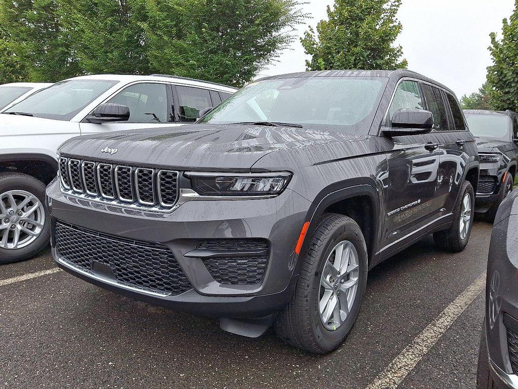 new 2025 Jeep Grand Cherokee car, priced at $39,724