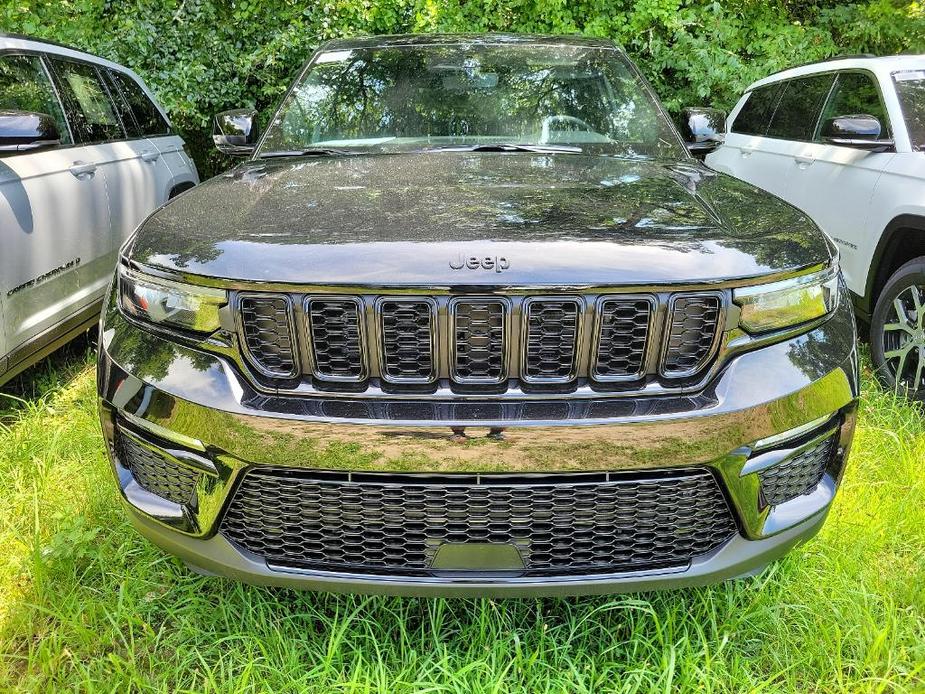 new 2024 Jeep Grand Cherokee car, priced at $50,634